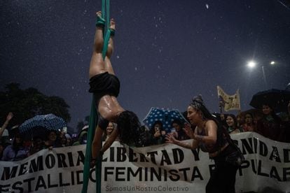 Al ritmo de distintas expresiones artísticas se recordó a todas las mujeres que han sido víctimas de distintos tipos de violencias.