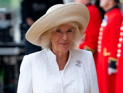 Camila de Cornuales, en una visita a un hospital de Londres el 15 de julio de 2020.
