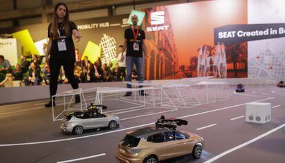 Vehicles intel·ligents a la fira Smart City Expo.