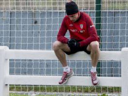 Fernando Amorebieta, en un entrenamiento. 