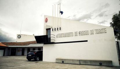 Casa Consistorial de Fresno de Torote.