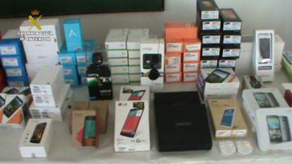 Teléfonos móviles recuperados en la Operación Luxem