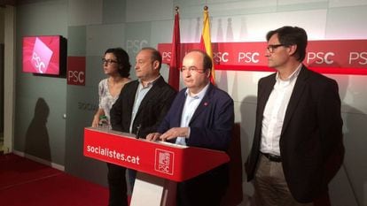 Miquel Iceta, secreatrio general del PSC, este mediodía durante su comparecencia ante los medios.