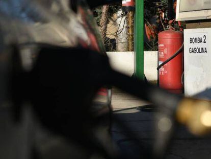 El IPC baja tres décimas en febrero por el abaratamiento de los carburantes