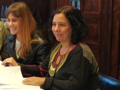 Jéssica Albiach y Susana Segovia en la Mesa del Parlament de este martes