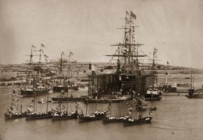 Ceremonia de apertura del canal de Suez, el 17 de noviembre de 1869.