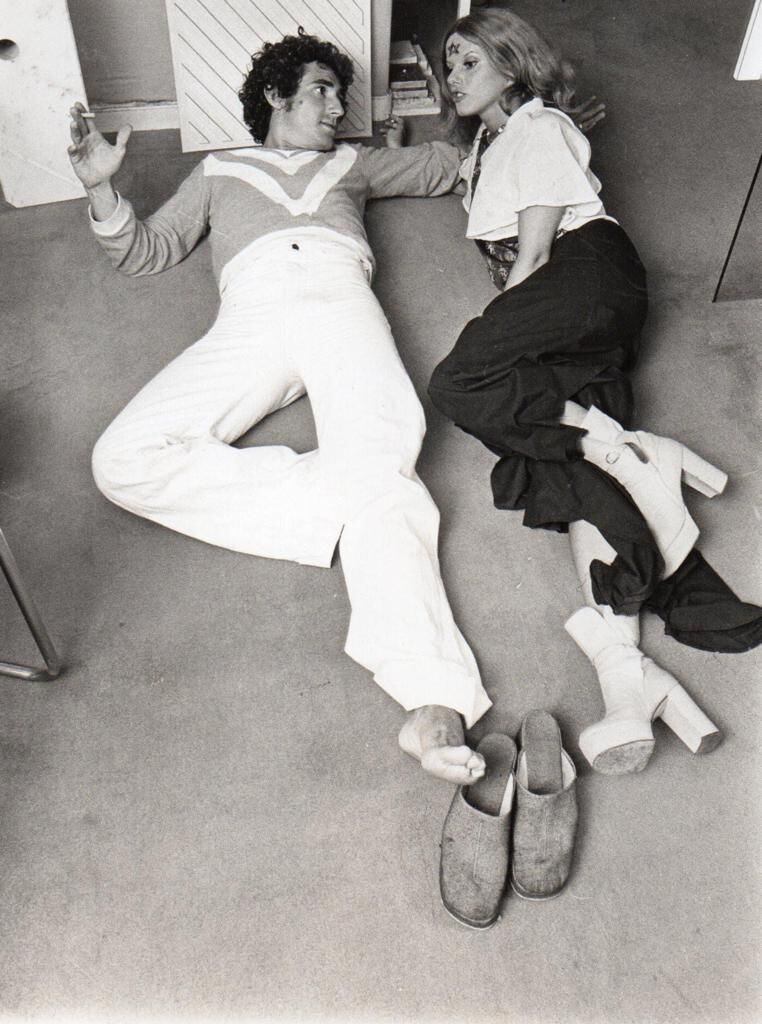 Con Miguel Ríos en 1973 en Barcelona en una sesión de fotos para la sección 'Bertha Ficción', que se incluyó durante años en 'Popular 1'. 