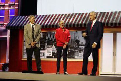 Rob Jim y Alice Walton en la junta de accionsitas de Wal-Mart del año 2012.