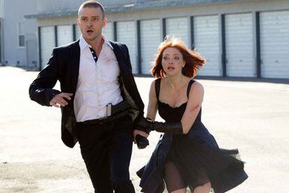 Justin Timberlake y Amanda Seyfried, en el filme <i>In Time</i>, de Andrew Niccol.