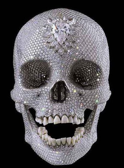 La obra de Damien Hirst <i>Por el amor de Dios</i> es una calavera de platino, a tamaño real, con 8.601 diamantes incrustados.