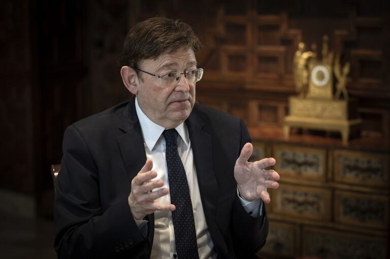 Ximo Puig, en su despacho de la Generalitat.