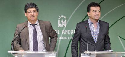 Diego Valderas y Antonio Ma&iacute;llo, en marzo pasado.